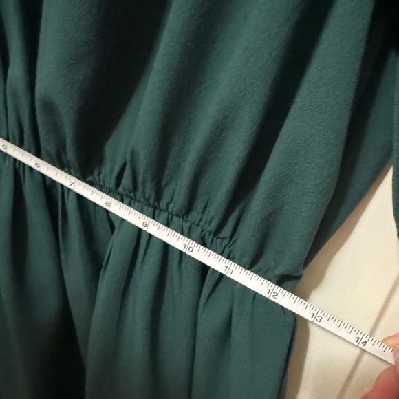 Elegant Mock Neck Dress Size M - Picture 9 of 11